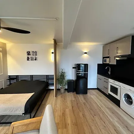 Neuf, Hypercentre, Parking, Balcon Apartment *
