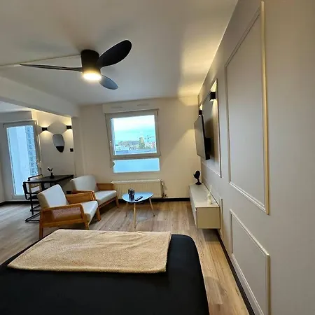 Apartment Neuf, Hypercentre, Parking, Balcon Straßburg