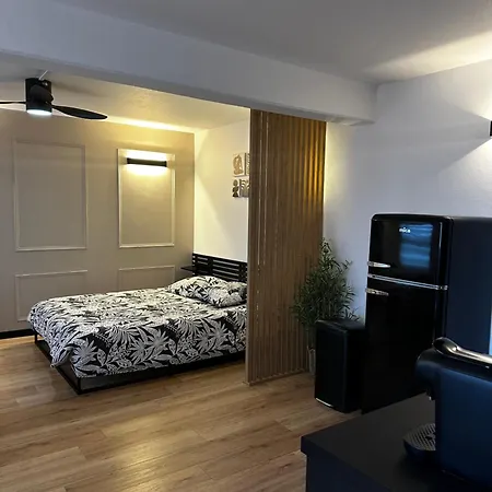 Neuf, Hypercentre, Parking, Balcon *