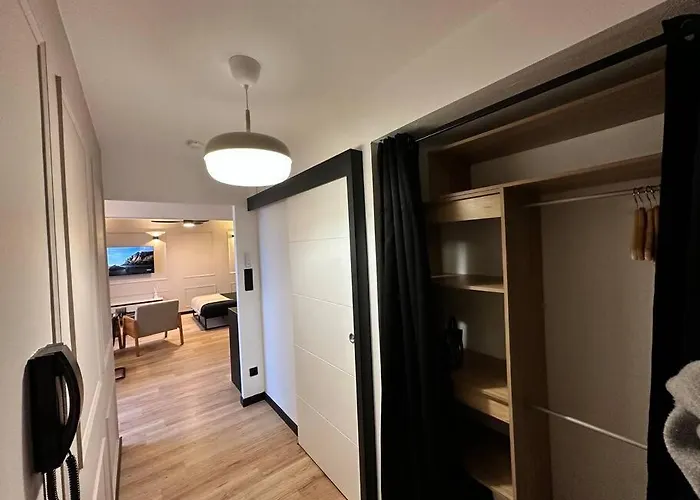 Neuf, Hypercentre, Parking, Balcon Appartement *